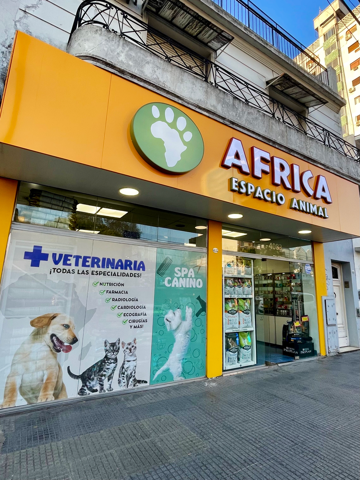 Fachada de AFRICA Espacio Animal en Villa Urquiza